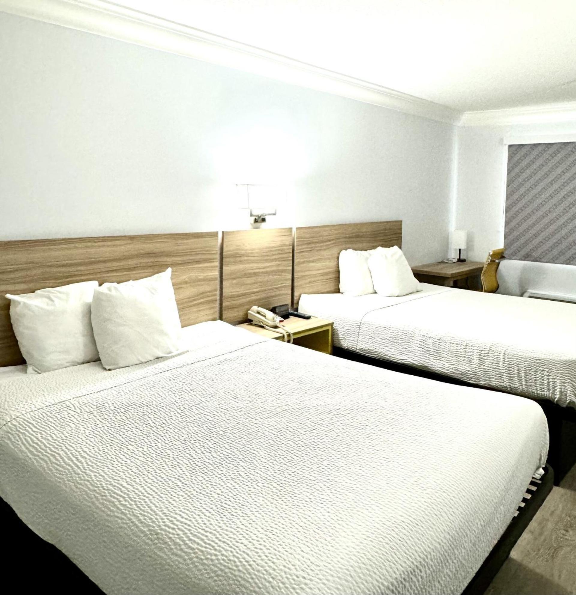 Days Inn By Wyndham Near City Of Hope Duarte Exteriér fotografie